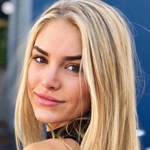 Michelle Randolph Headshot 2 of 10