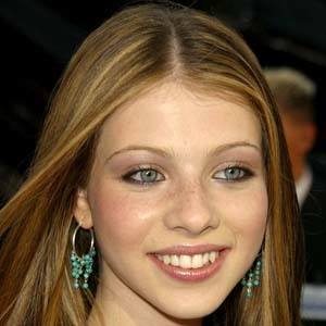 Michelle Trachtenberg Headshot 10 of 10