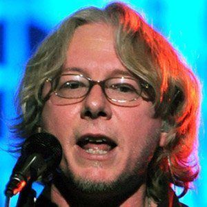 Mike Mills (Guitarist) - Bio, Family, Trivia | Famous Birthdays