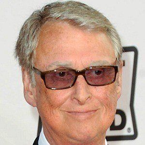 Mike Nichols - Bio, Family, Trivia | Famous Birthdays