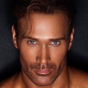 Mike O'Hearn Headshot 6 of 6