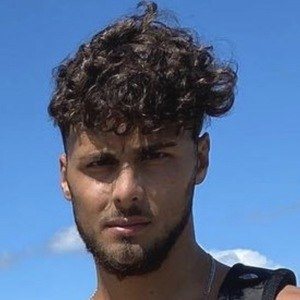 Mikeymarelli - Age, Family, Bio | Famous Birthdays