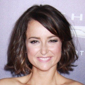 Milana Vayntrub Headshot 4 of 6