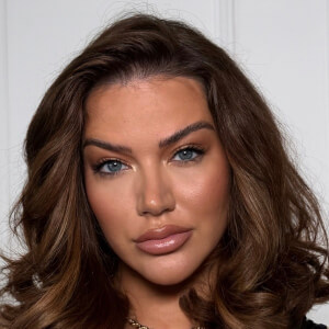 Militza Yovanka Headshot 5 of 8