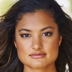 Mina Tobias Headshot 5 of 10
