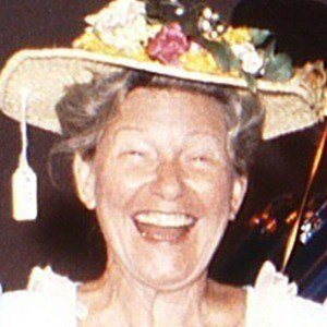 Minnie Pearl Headshot 3 of 4