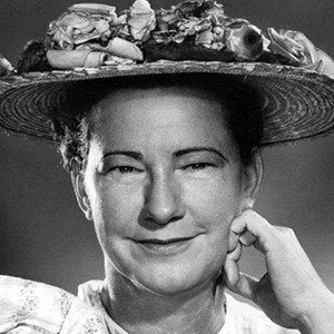 Minnie Pearl Headshot 4 of 4