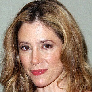 Mira Sorvino Headshot 5 of 10