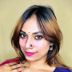 Miss Garg Headshot 6 of 7
