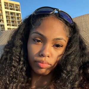 Missmommy Headshot 2 of 4