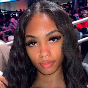 Missmommy Headshot 4 of 4