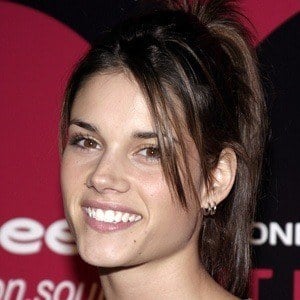 Missy Peregrym Headshot 9 of 10