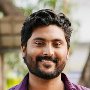 Mohammed Shariq Headshot 5 of 6