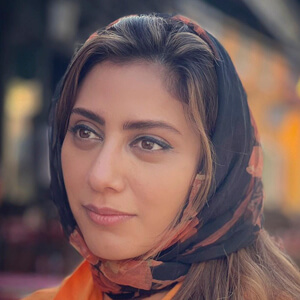 Mona Farjad Headshot 5 of 6