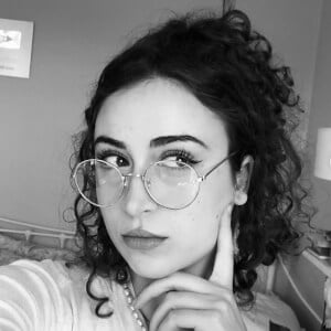 Mona-Lisa Di-Maccio Headshot 6 of 7