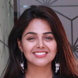 Monal Gajjar Headshot