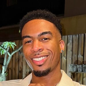 Montannaflo Headshot 2 of 3