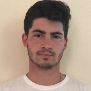 Mopi Headshot