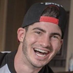 Mopi Headshot