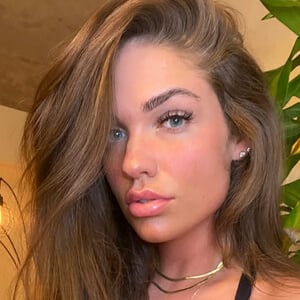 Morgan Roos Headshot 3 of 6
