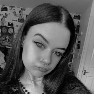 mrsgraysonnn Headshot 2 of 5