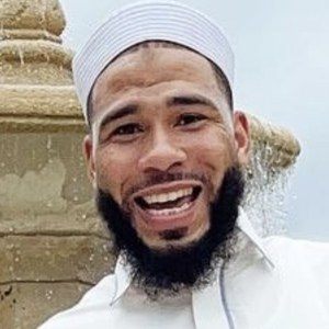 Muhammad Abdul-Aleem Headshot 4 of 10