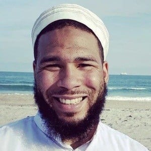 Muhammad Abdul-Aleem Headshot 9 of 10