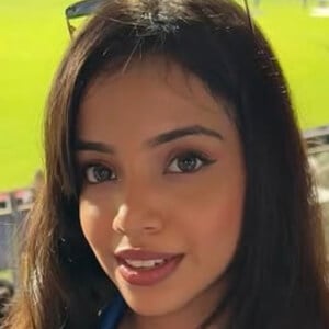 Muskan Karia Headshot 6 of 10