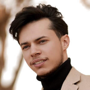 Mustafa Mohd Headshot 6 of 6