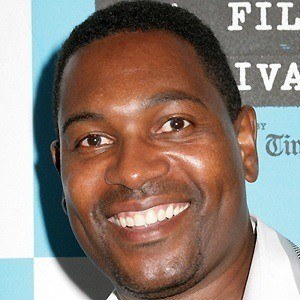 Mykelti Williamson - Bio, Family, Trivia | Famous Birthdays