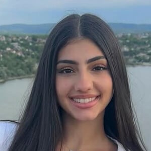 Myra Bonnici Headshot 5 of 5