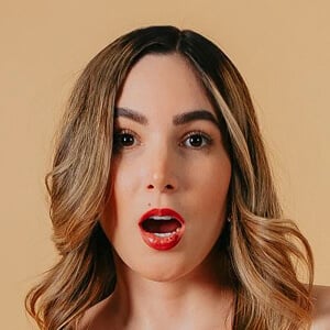 Nany De Molina Headshot 2 of 6