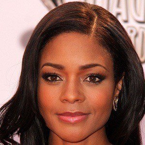 Naomie Harris Headshot 5 of 10