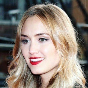 Naomi Kyle - Age, Family, Bio | Famous Birthdays