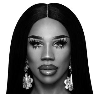 Naomi Smalls Headshot 5 of 6