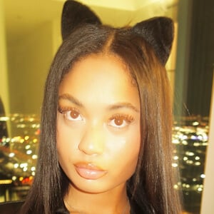 naomiaes Headshot 3 of 3