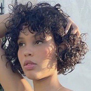 Nara Aziza Headshot