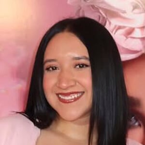 Nashly Vazquez Headshot 5 of 6