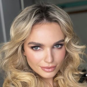 Natalia Tomczyk Headshot 7 of 7