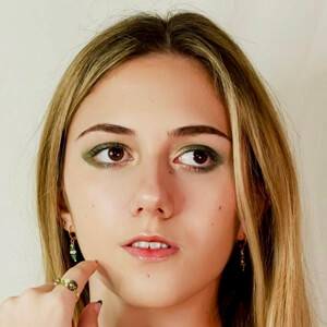 Natalia Xacur Headshot 4 of 10