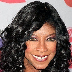 Natalie Cole - Bio, Family, Trivia | Famous Birthdays