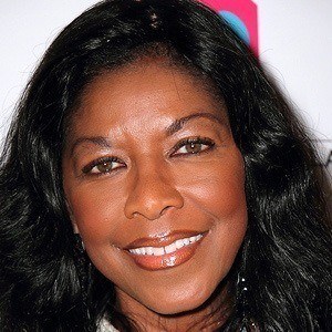 Natalie Cole - Bio, Family, Trivia | Famous Birthdays