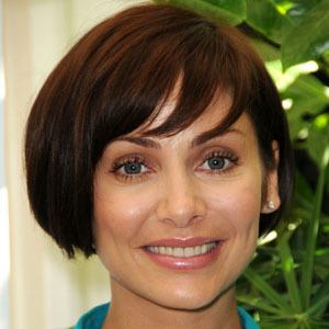 Natalie Imbruglia Headshot 8 of 10