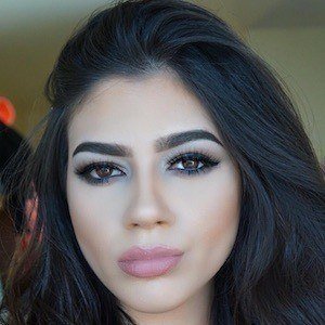 Natalie Sallaum Headshot