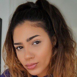 Natalie Sallaum Headshot