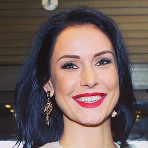 Nataliya Goncharova Headshot 2 of 5