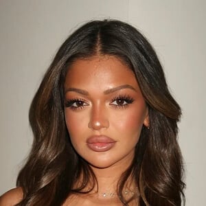 Natasha Niebowski Headshot 9 of 9