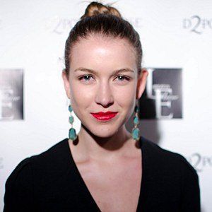 Nathalia Ramos Headshot 6 of 9