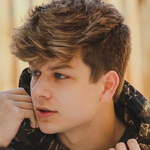 Nathan Triska - Age, Family, Bio | Famous Birthdays