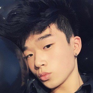 Nathan Tse Headshot 10 of 10